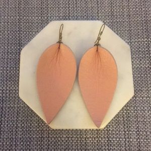 EOC Raven & Lily ZIA Blush Earring